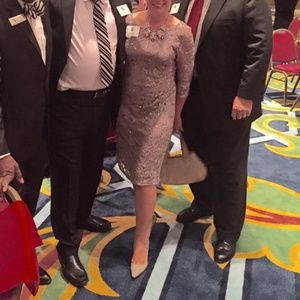 Taupe lace light sequins